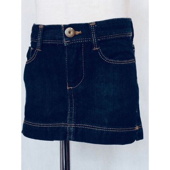 NEW babyGAP Girls 18-24 Months Embroidered Denim Skirt - Picture 2 of 4